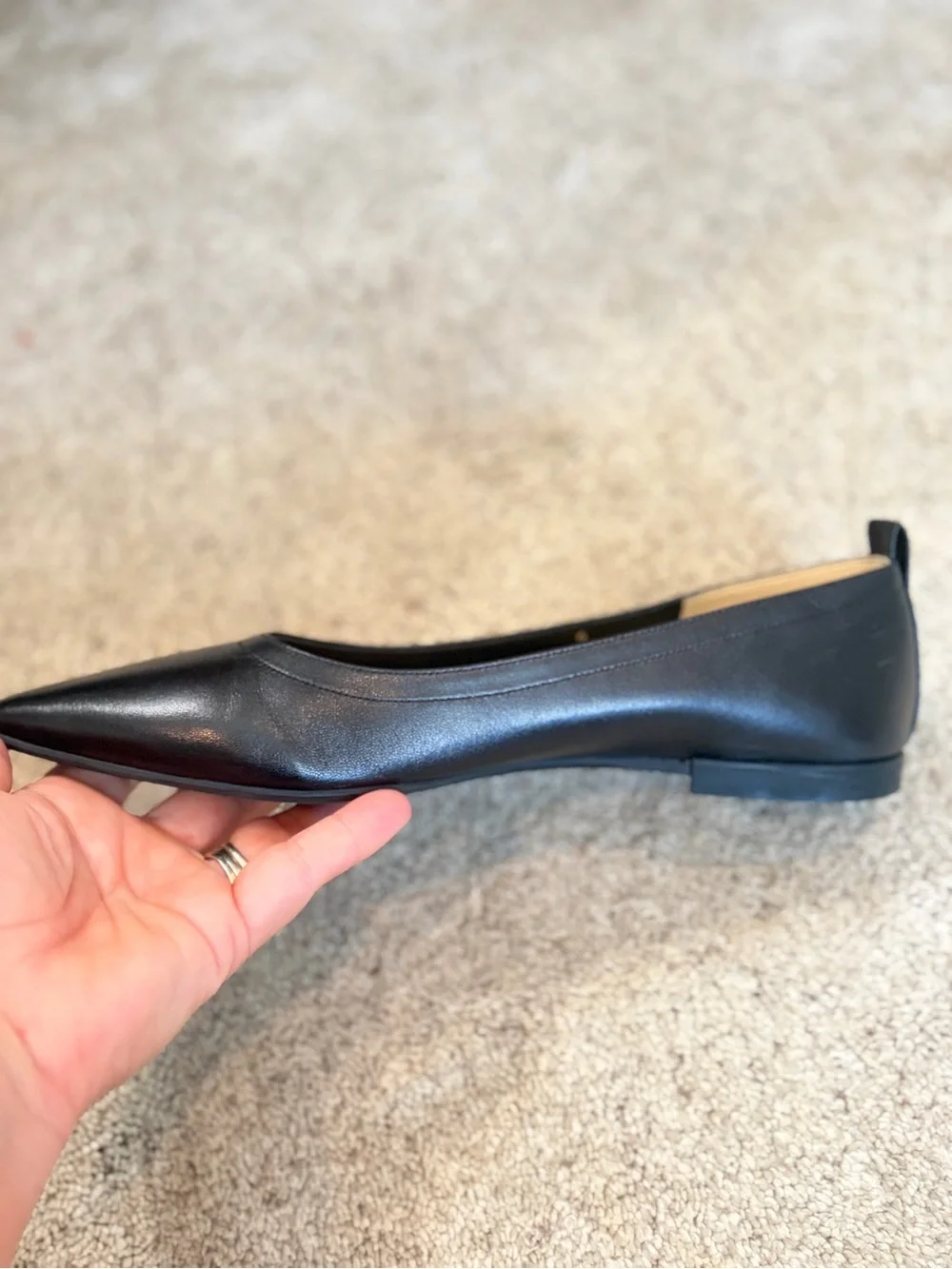 Everlane 40-Hour Flat Black Leather